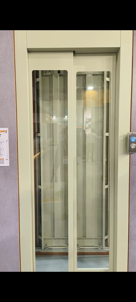 MS Sliding Door Big Vision